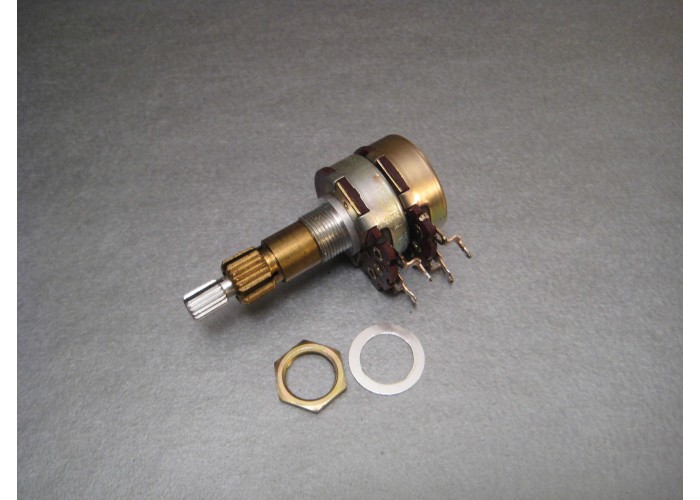 Luxman 1500 Bass Control     