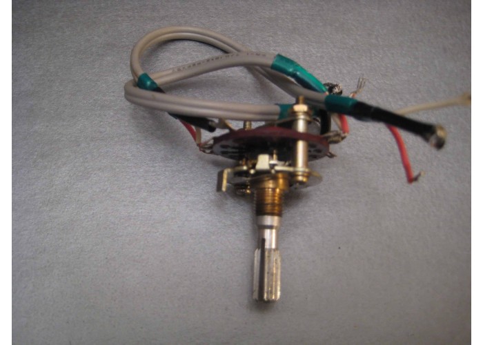 Luxman L-110 Treble Frequency Selector Switch          