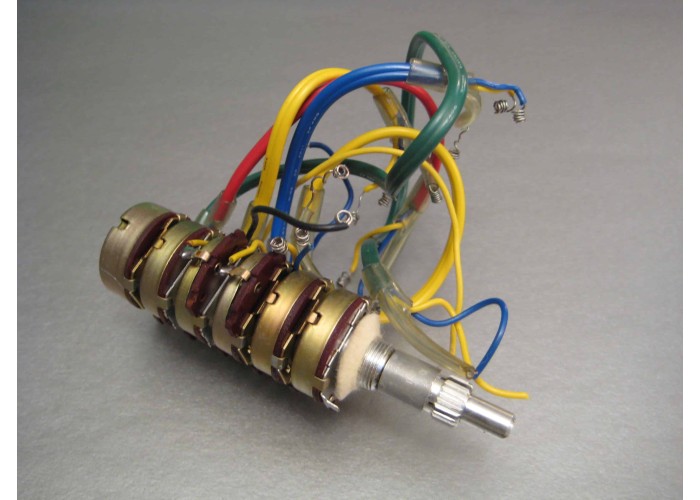 Kenwood Amplifier KA-8300 Volume And Balance Control Pot Part # R11-9011-05          