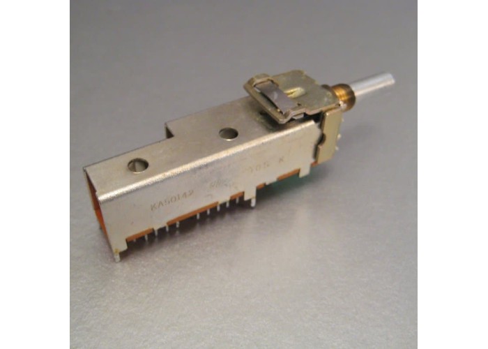 Yamaha CR-640 Speaker Switch Part # 420000 KA501420      