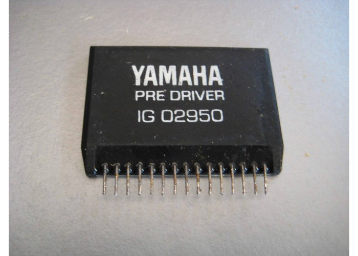 Yamaha CR-640 Receiver Pre Driver IC Part # IG 02950    