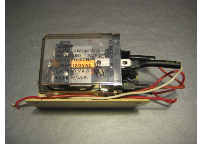 Harman Kardon ST-6  Turntable Relay Part # 13032263      