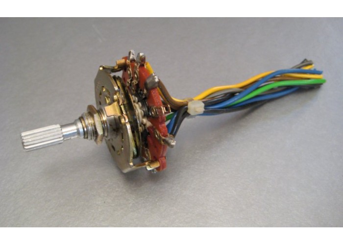 Kenwood Amplifier KA-7100 Speaker Switch Part # S01-1044-15      