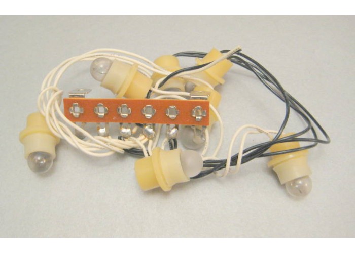 Kenwood KR-5600 Lamp Sockets              