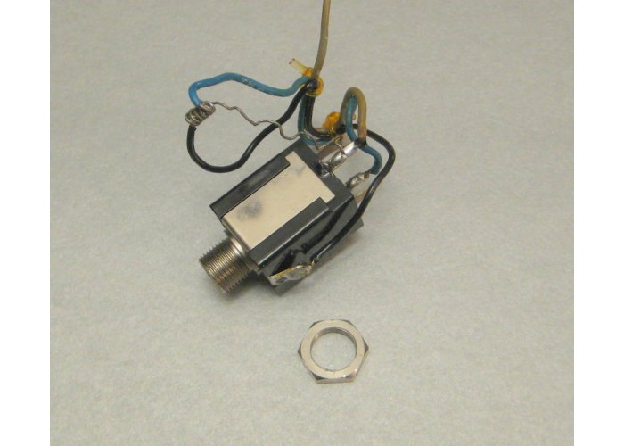 Marantz 2250 2250B Headphone Jack Part # YJ0100098   