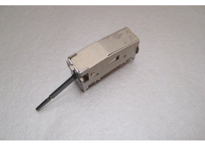 Pioneer CT-F1000 EQ Switch Part # RSK-039            