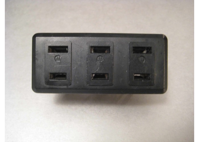 Pioneer SA-1270 AC Receptacle        