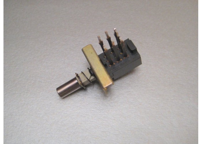 Kenwood KR-5010 Loudness Switch Part # S40-2084-05          