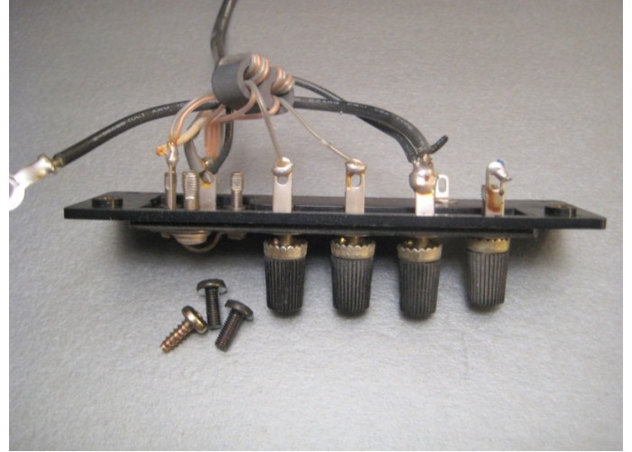Toshiba SA-750 Receiver Antenna Terminal Part # 22162402        