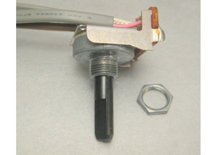 Akai CS-F12 Cassette Deck Record Pot Part # EV-332419  